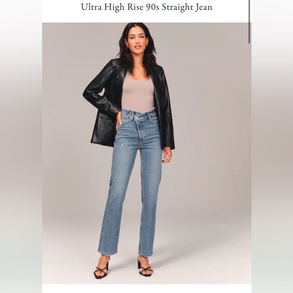 Crossover Abercrombie The 90s Straight Ultra High Rise Jeans